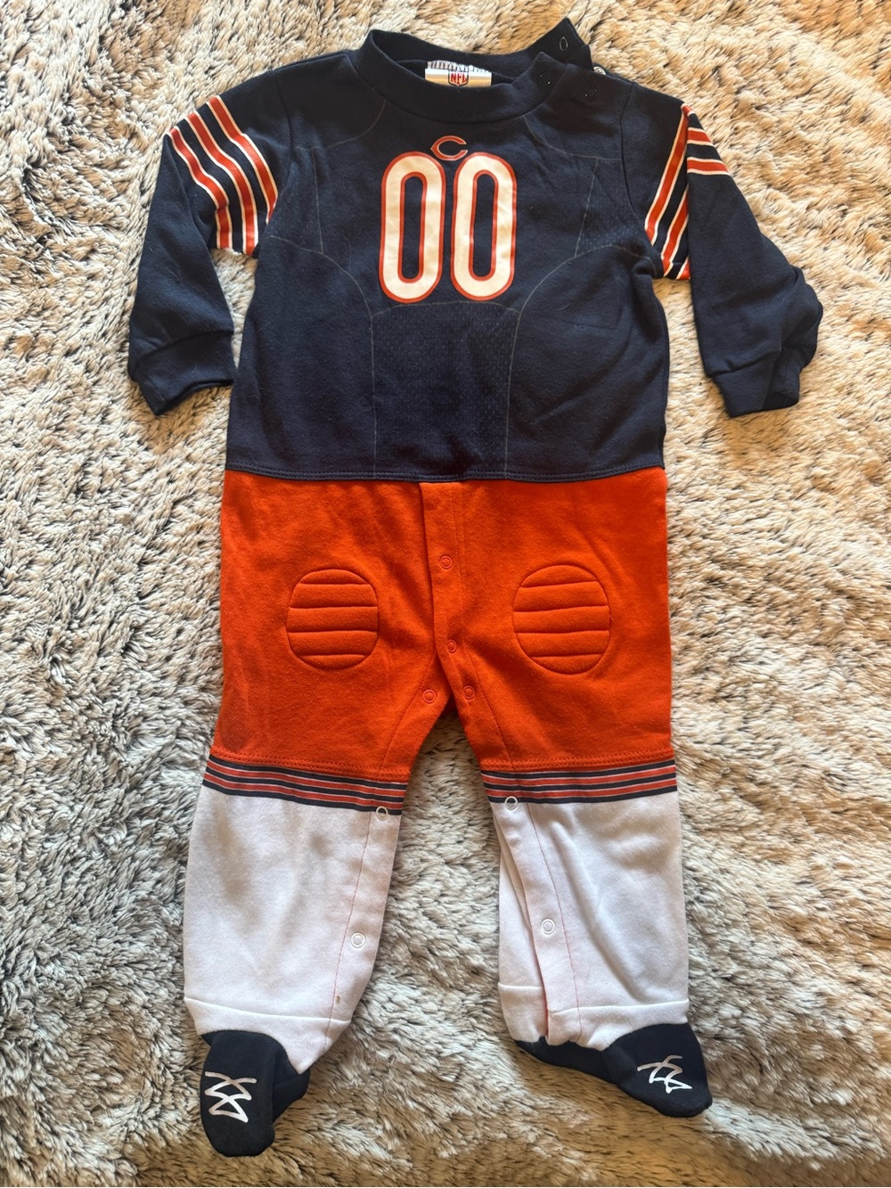 Chicago Bears onesie (6-9mo)